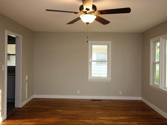 5th image of 804 N Charles St