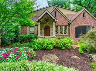 554 Lakeshore Dr, Atlanta, GA 30307