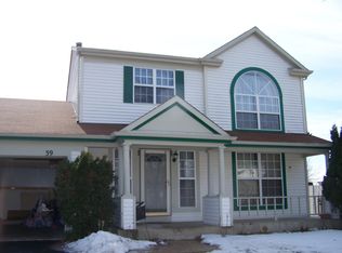 39 Harrison Ln, Streamwood, IL