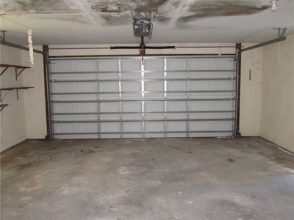 5th image of 14166 Clubhouse Dr