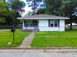 804 Thomas St, Kilgore, TX 75662