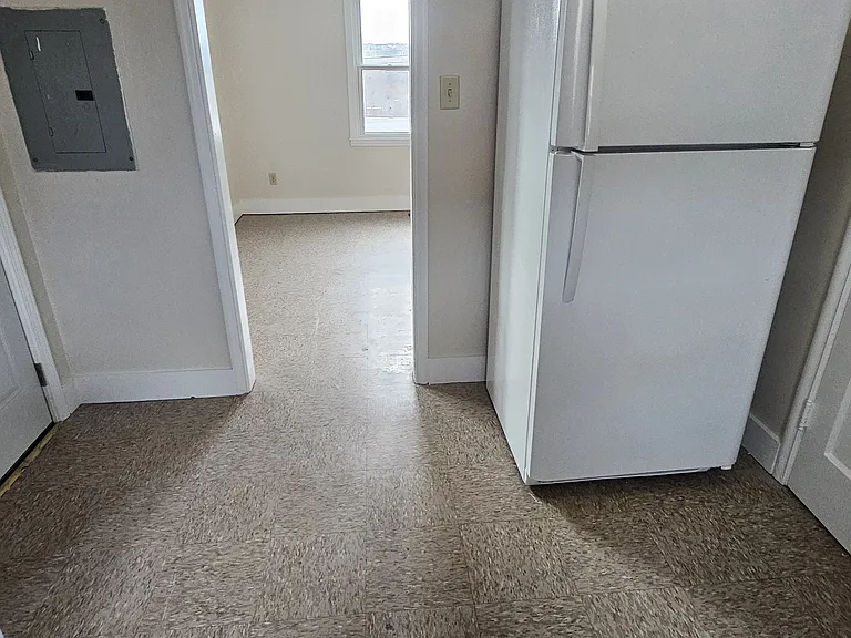 3403 1/2 W Rapid St — Photo 8