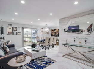 825 Riverside Ave UNIT B202, Lyndhurst, NJ 07071