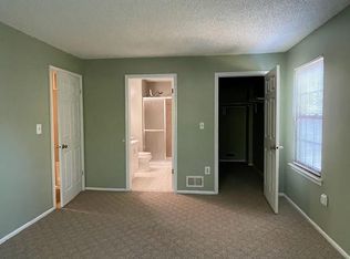 17 Rickard Ct #17, Lawrence Township, NJ 08648