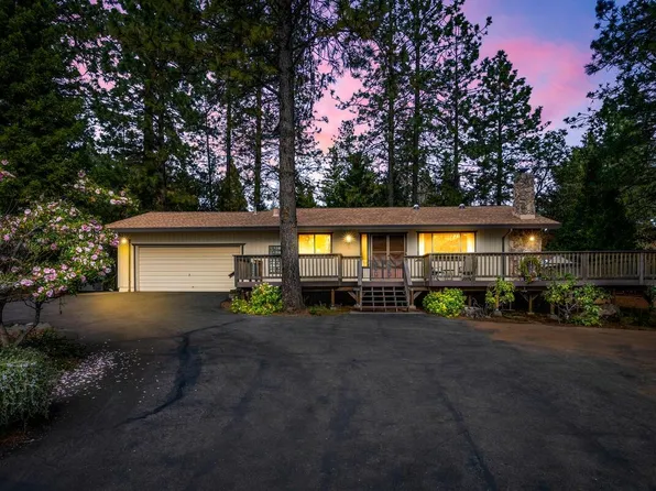 6172 Silverleaf Dr, Foresthill, CA 95631