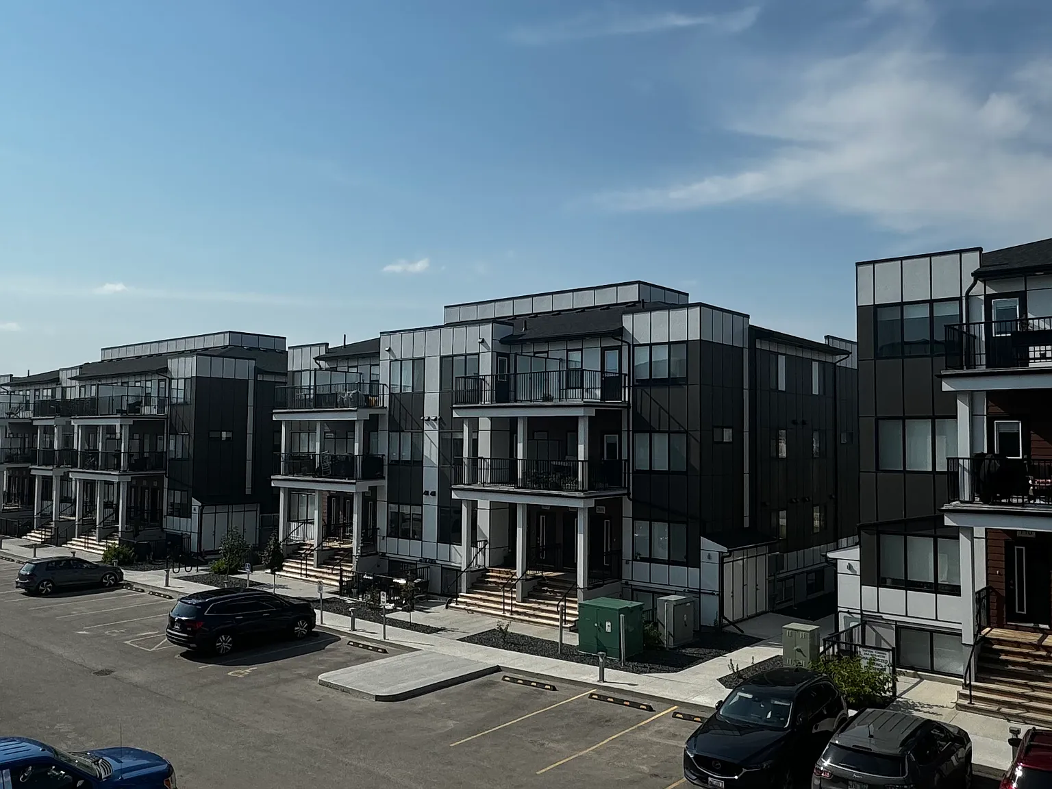 Element Townhomes in Prairie Pointe — Photo 3