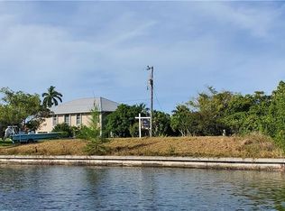 3579 Gondola Ln, Saint James City, FL 33956