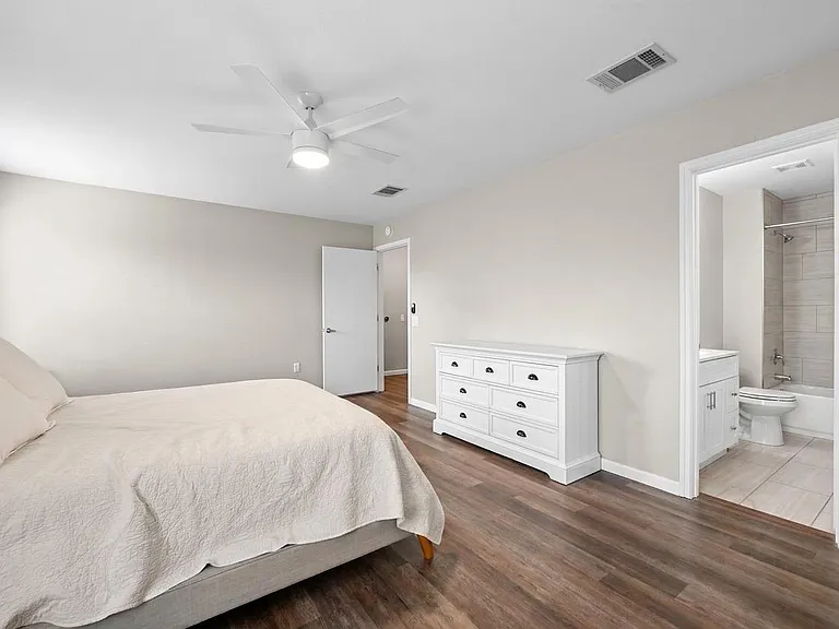 1414 Strickland Dr — Photo 16