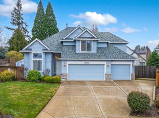 19275 Cantata Dr, Oregon City, OR 97045
