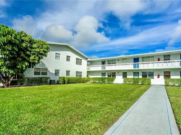 137 Farnham Cres #F-137, Deerfield Beach, FL 33442