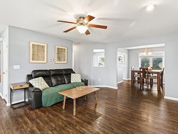 4th image of 508 NW 10th Cir