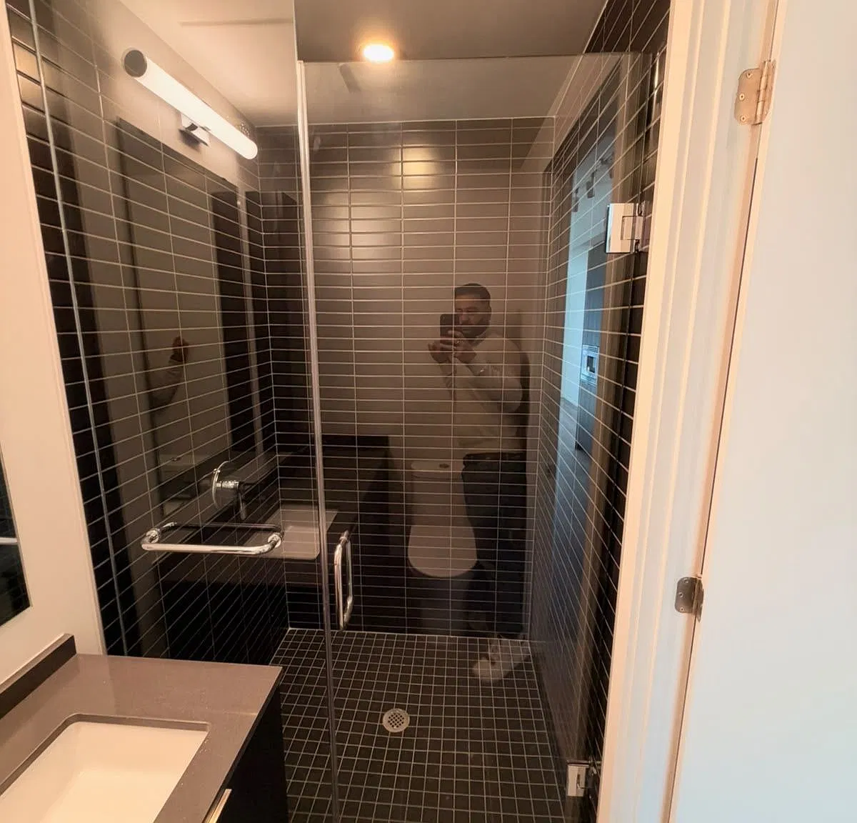 2 bed, $1,999 — Photo 3