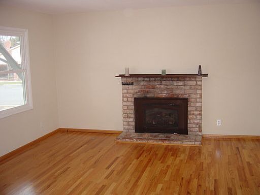 5th image of 5104 Shady Ave