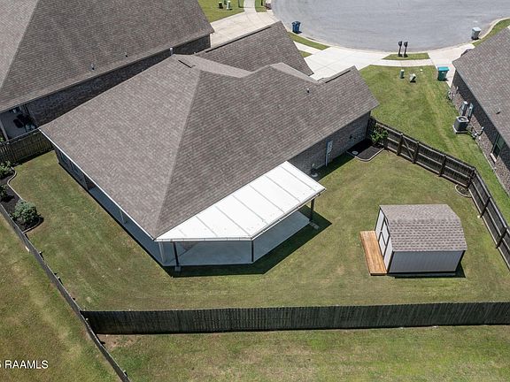 3rd image of 109 Bernay Ct