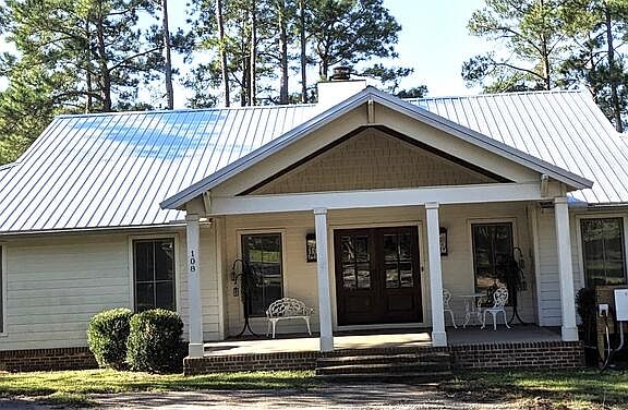 2nd image of 108 Needmore Rd
