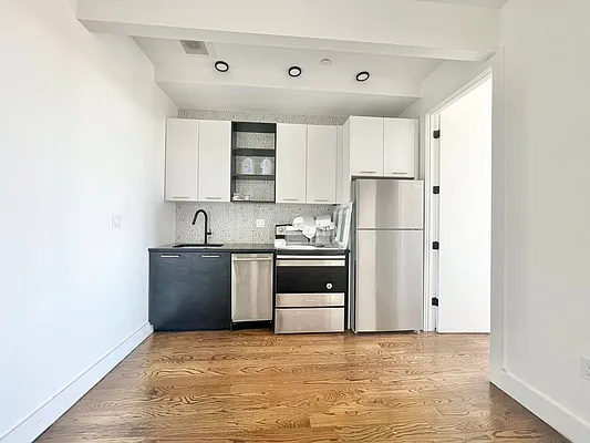 Rented by Doorway NYC, LLC | media 10