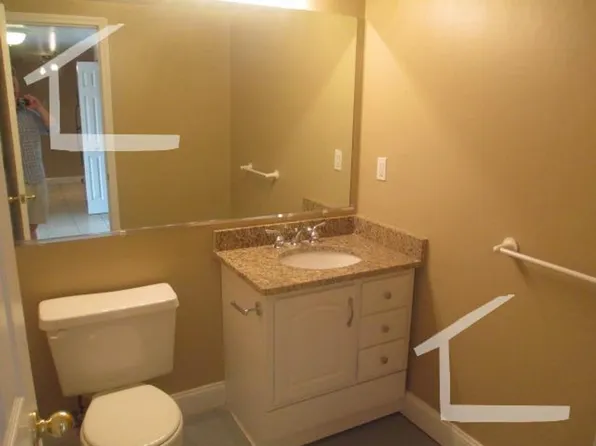 15 N Beacon St, Allston, MA 02134