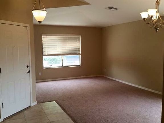 5th image of 3985 N Spirit Pl