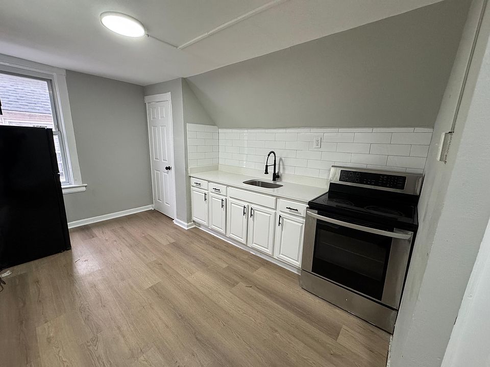 1st image of 19 N 18th St #G3