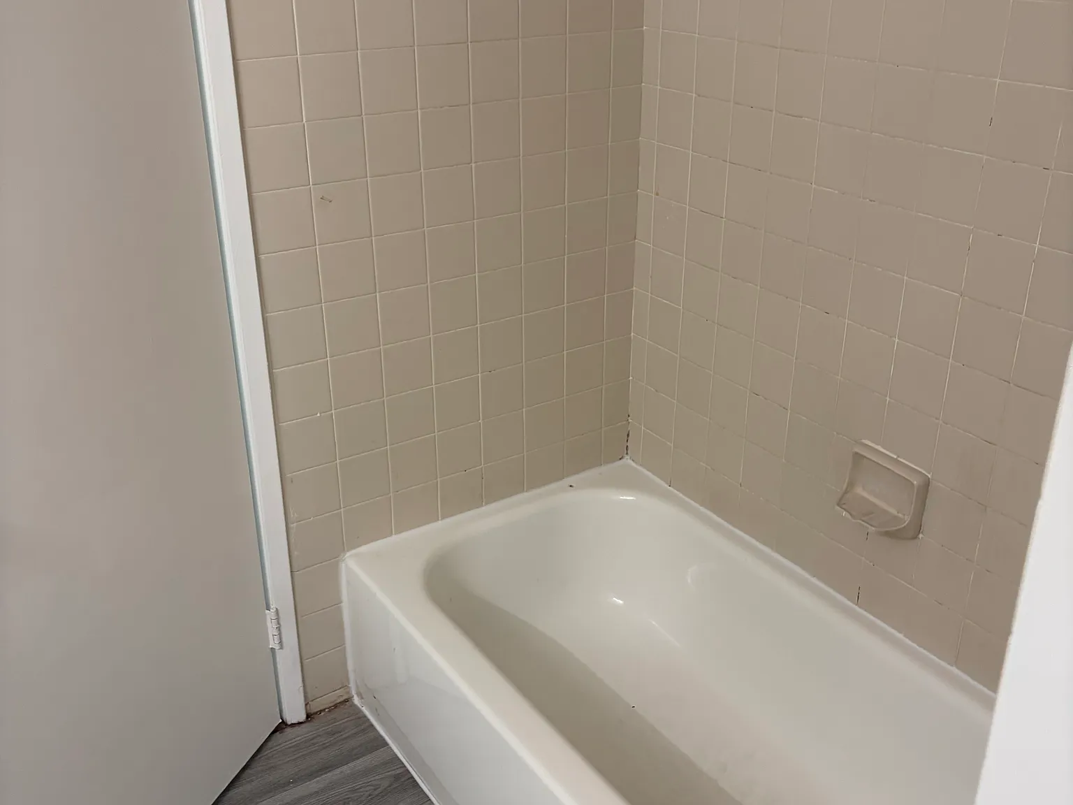 NW 97th Pl, Doral — Photo 2