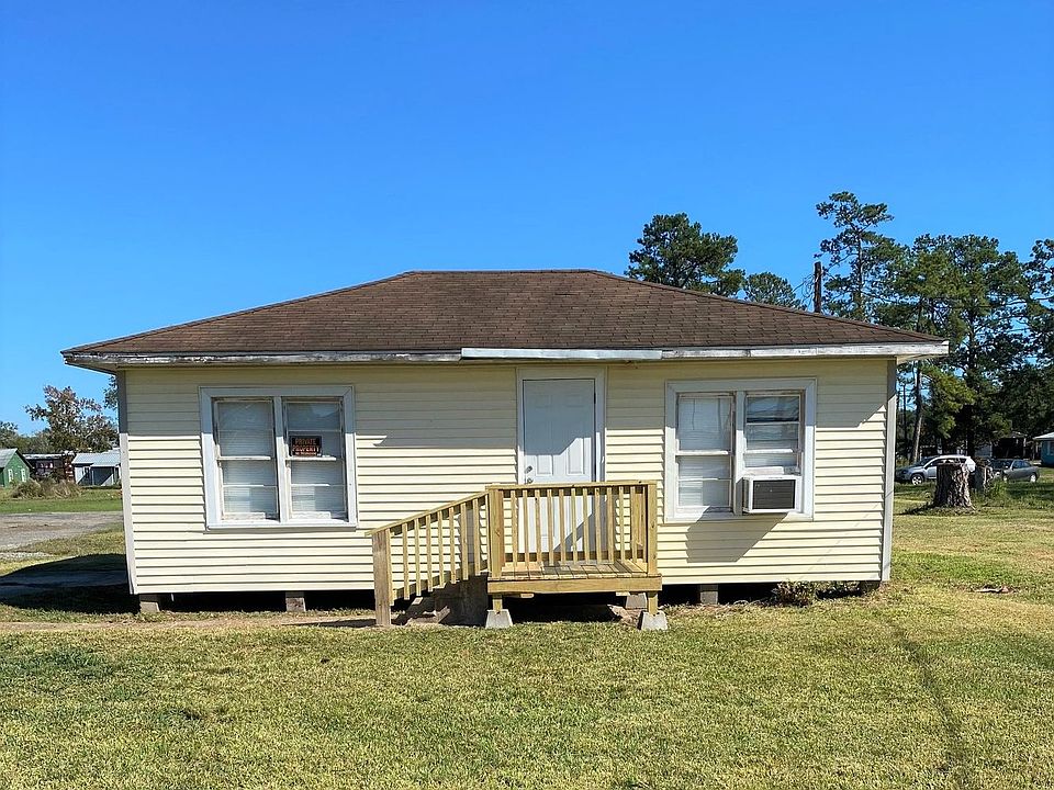 1st image of 485 Old Highway 90 W #33