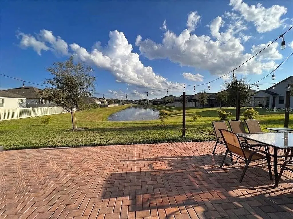 4 bed, 2.0 bath, 1754 sqft, $2,750 — Photo 3