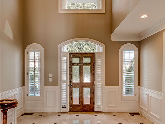 2nd image of 9146 Grey Pointe Dr