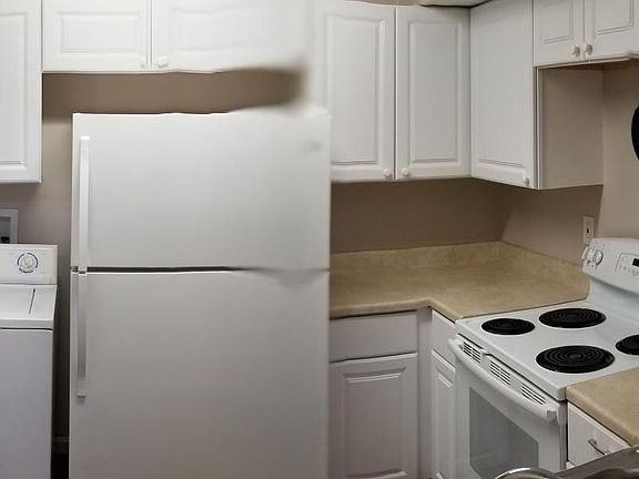 Kitchen, Washer and Dryer