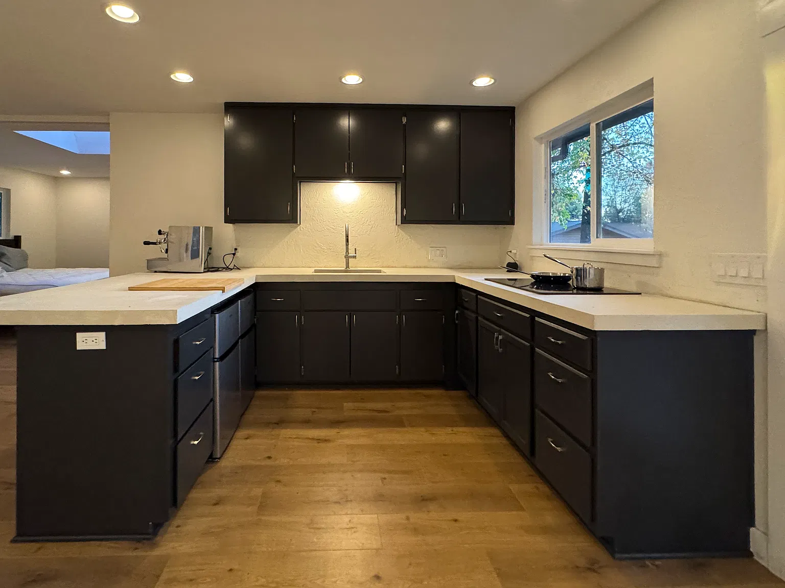 2 bed, 600 sqft, $2,150 — Photo 4