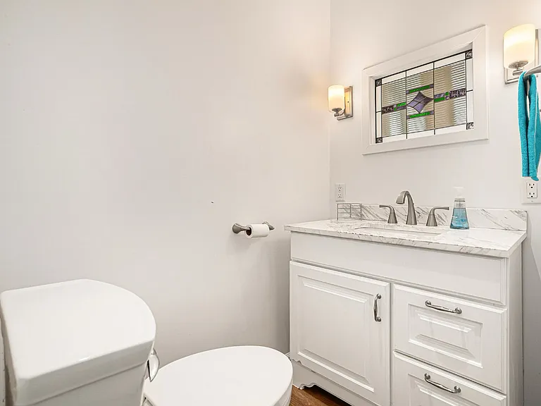 17437 Lakeview Dr — Photo 25
