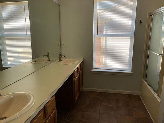 4th image of 1616 Pebble Beach Dr