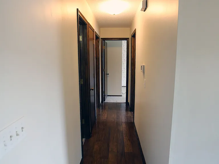 6734 S 73rd Ave — Photo 28