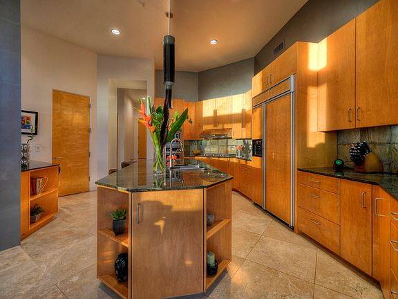 009_Kitchen