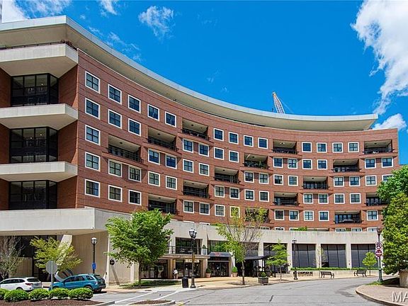 2nd image of 155 Carondelet Plz Unit 505