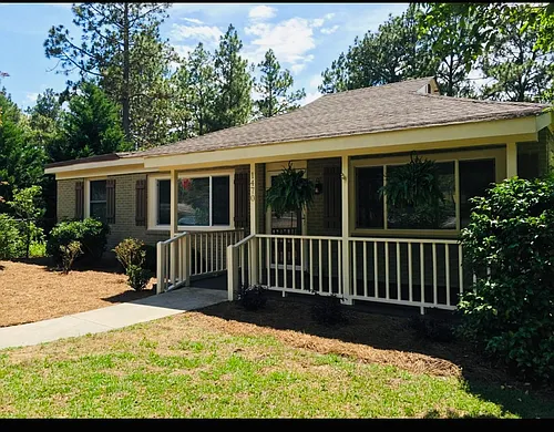 1470 Central Dr Photo 1