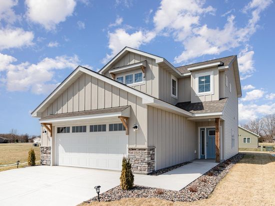 1515 Ranger Dr, Glencoe, MN 55336