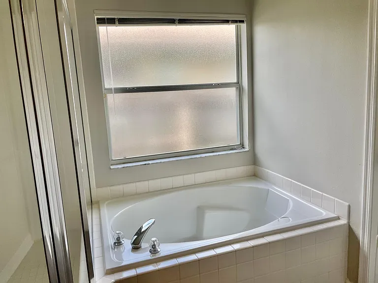 10727 Cherry Oak Cir — Photo 13