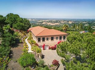12252 Menalto Dr, Los Altos Hills, CA 94022
