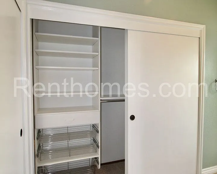 10928 Sunset Ridge Dr — Photo 22