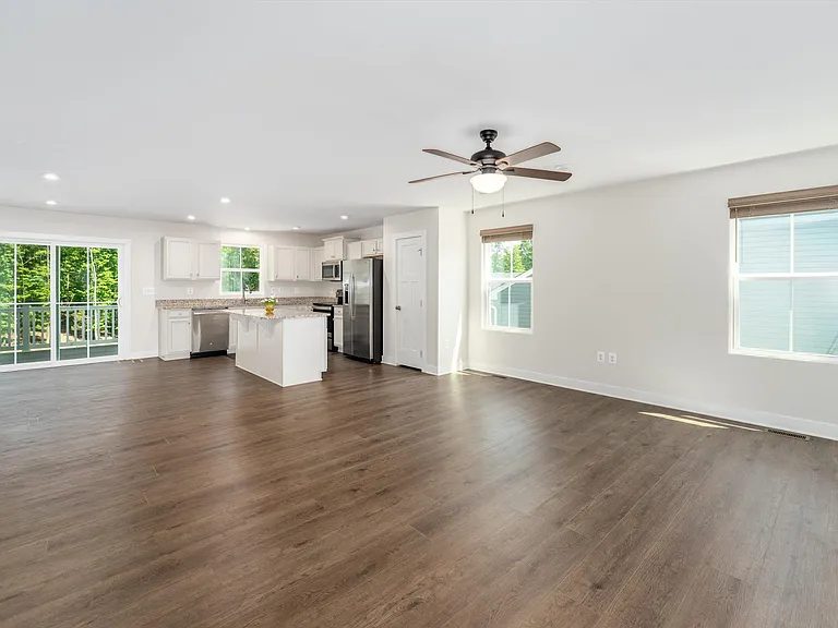 93 Archer Dr — Photo 18