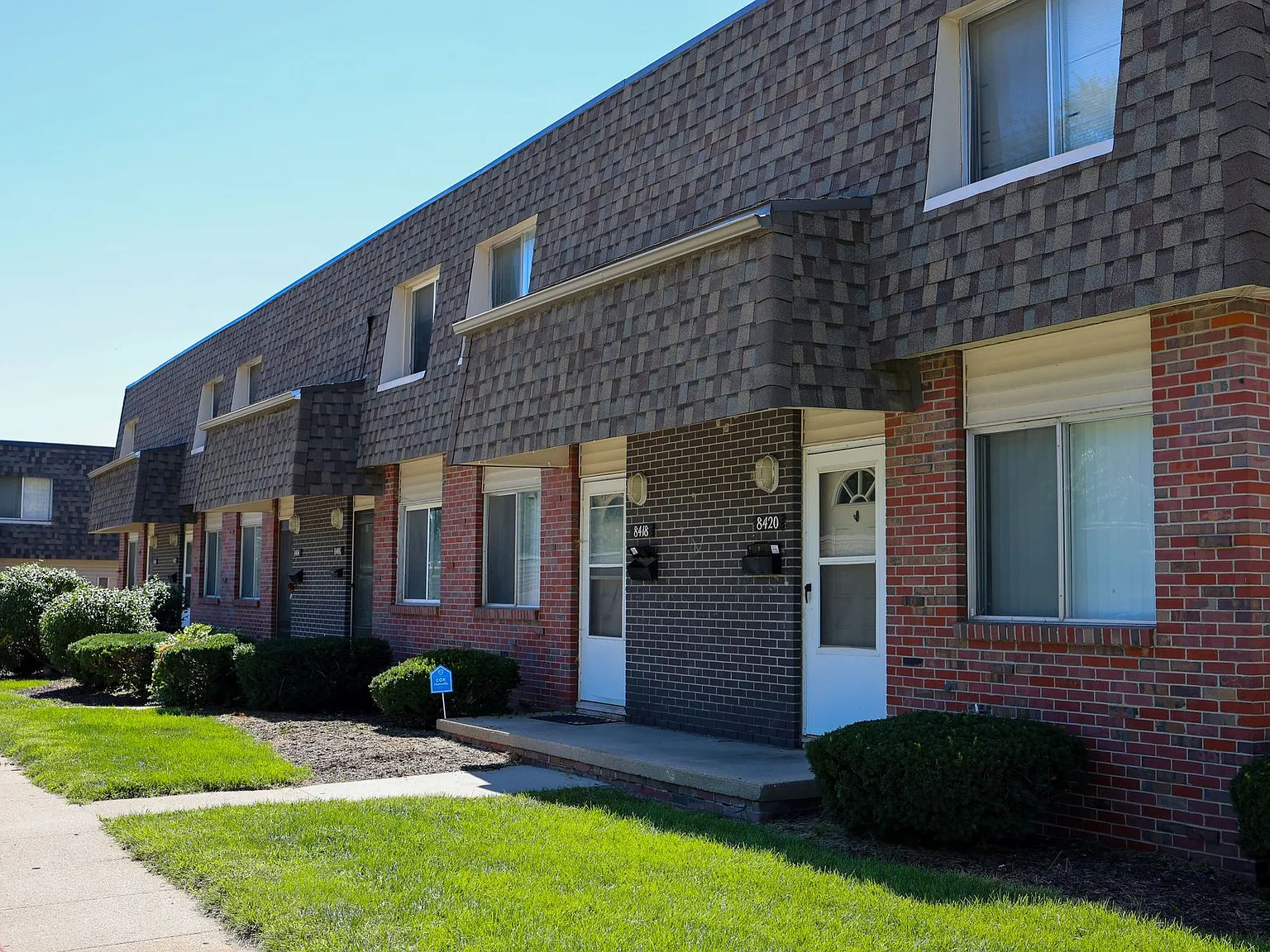 Citadel Apartments — Photo 1