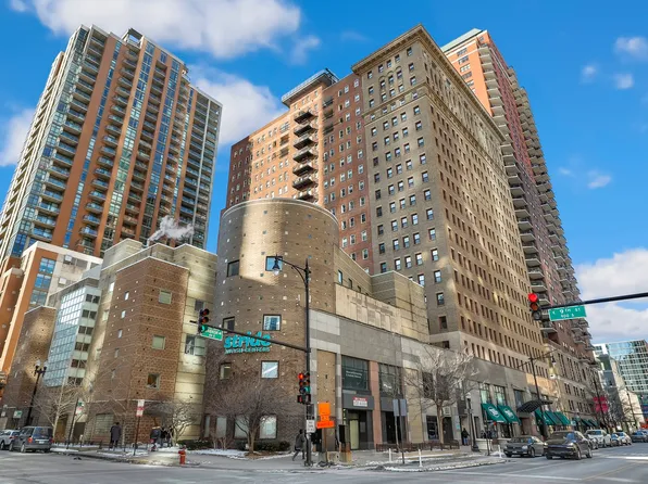 40 E 9th St APT 716, Chicago, IL 60605