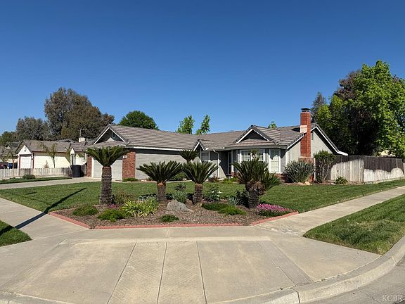 2nd image of 164 Cantebury Dr