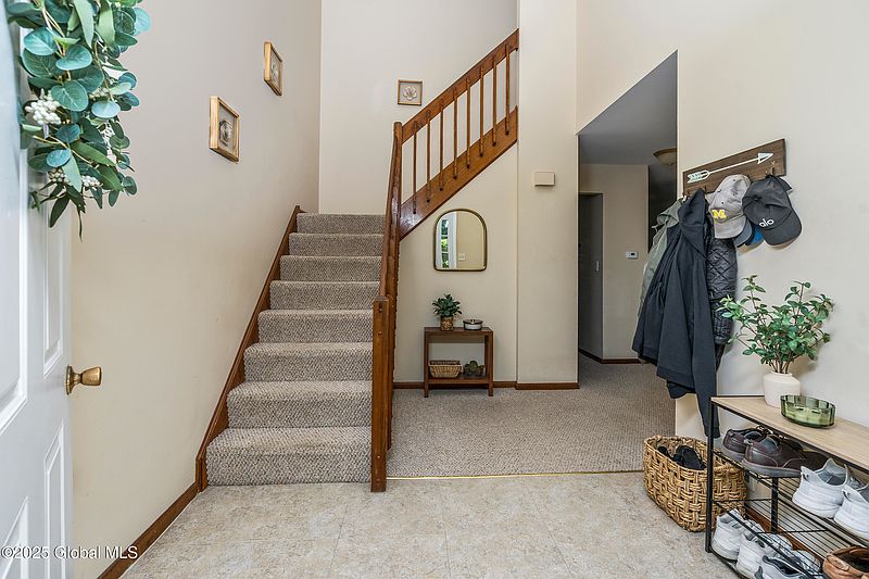 4th image of 3 Woodside Drive