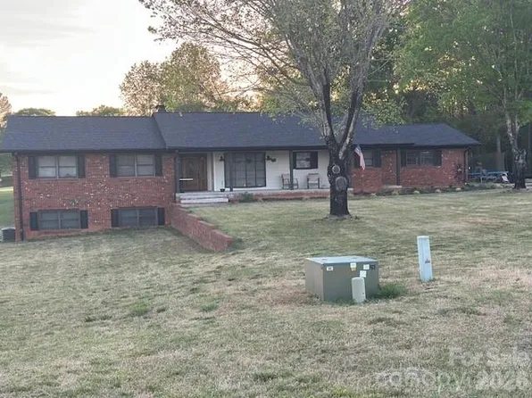 3004 Fieldstone Ln, Shelby, NC 28152