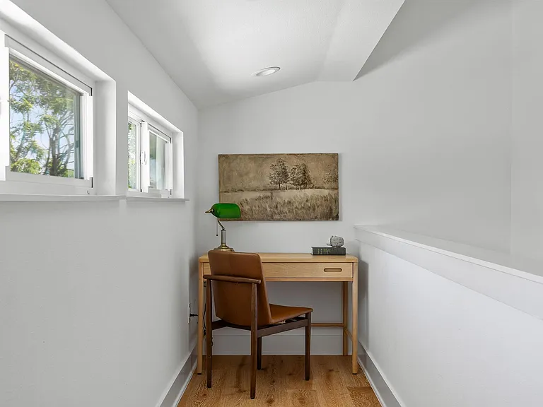 1182 Oakgrove Ave #A — Photo 36