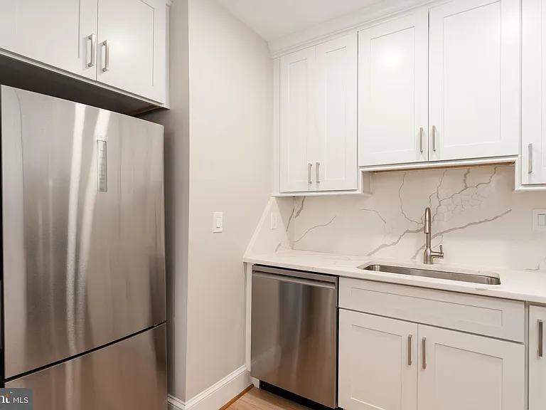 523 Constitution Ave NE #3 — Photo 10