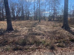 Nash Dr, Grenada, MS 38901