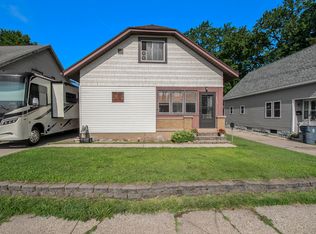 2323 Beverly Ave SW, Wyoming, MI 49519