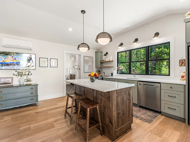 387 Eagen Mountain Dr — Photo 6